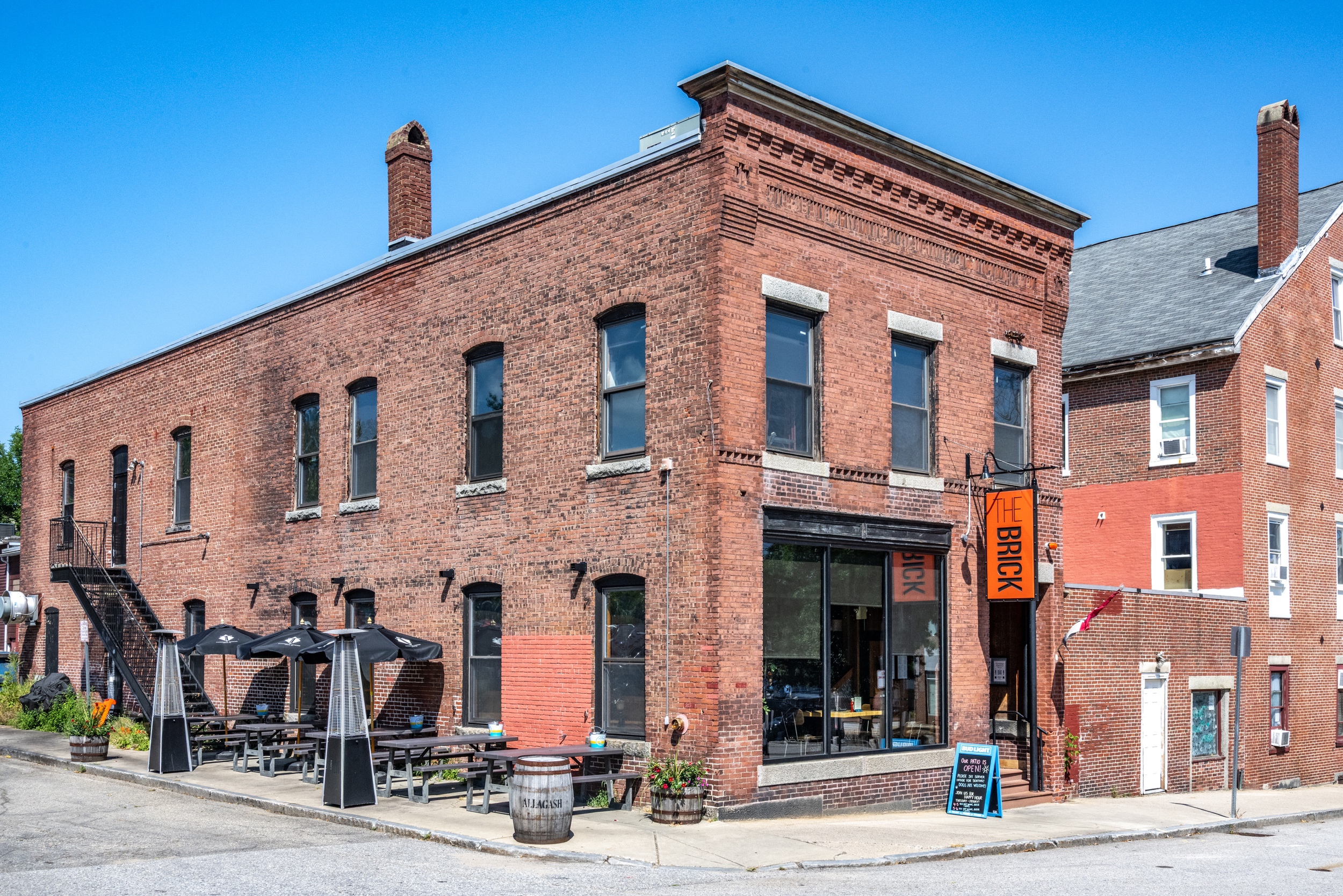 084 250816 Dover NH Lifestyle copy